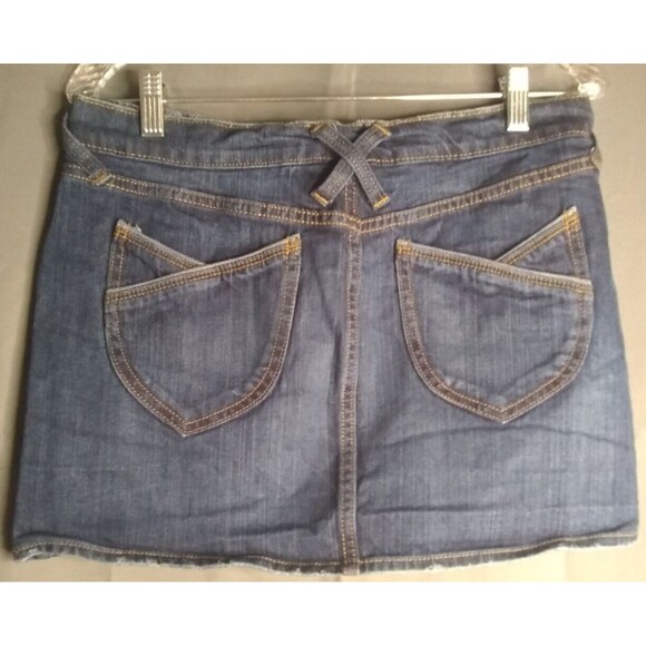 Old Navy Distressed Denim Mini Skirt Womens Size 8 Y2K Medium Wash - Picture 7 of 7